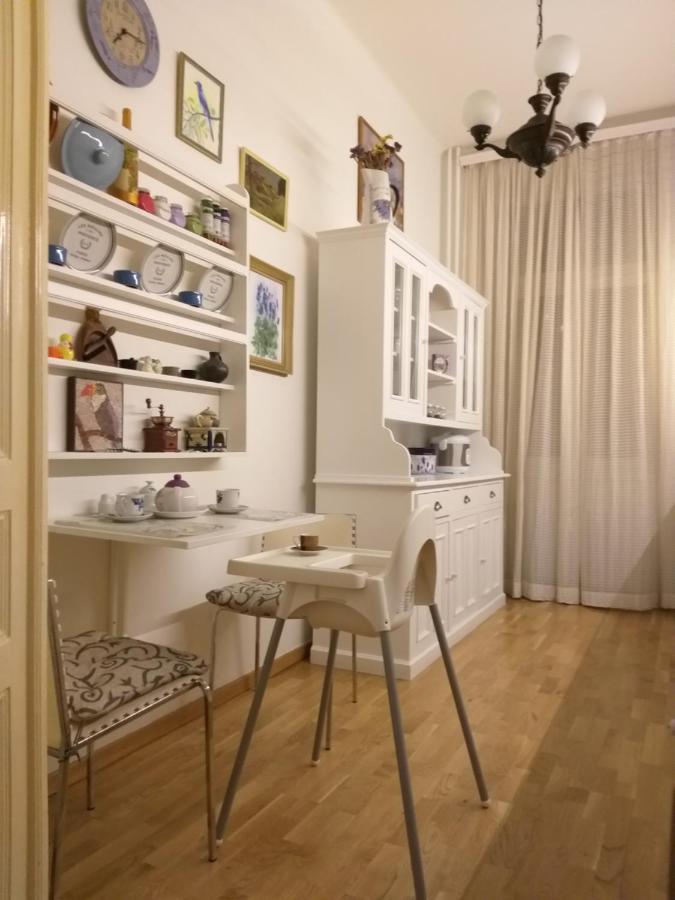 Retro Big Apartment With Two Balconies And Lift Karlovy Vary Extérieur photo