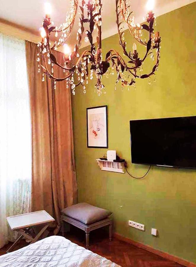 Retro Big Apartment With Two Balconies And Lift Karlovy Vary Extérieur photo